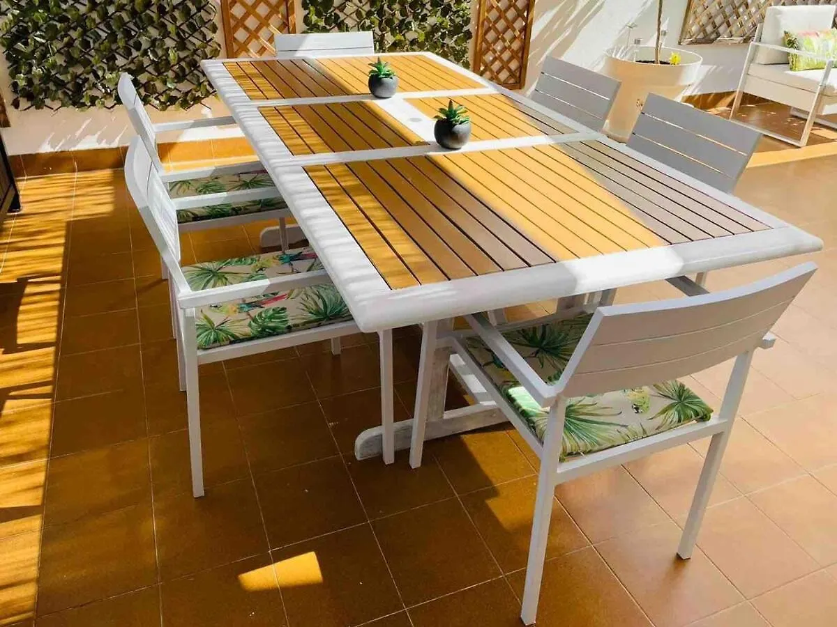 Perfectly Located 4 Bed Family Home In Sunny Sitges Villa