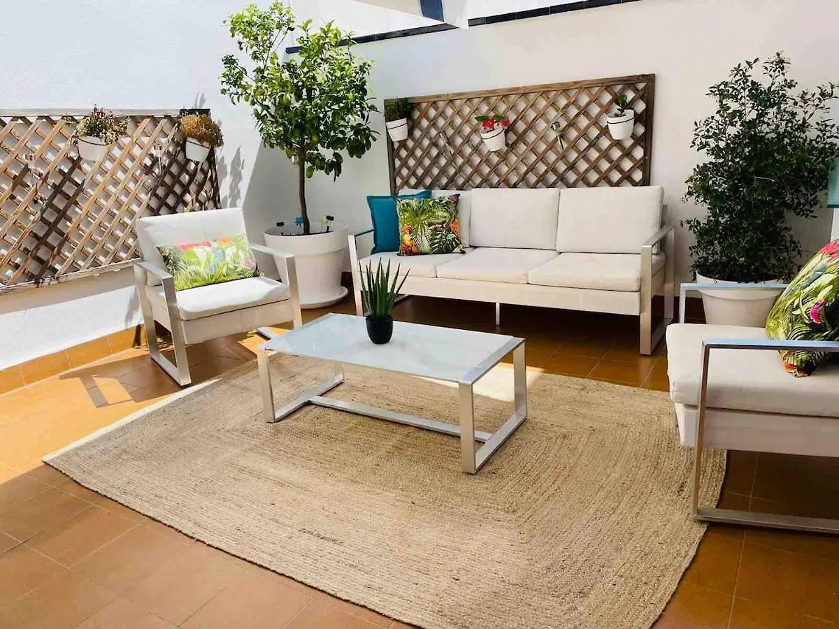 Perfectly Located 4 Bed Family Home In Sunny Sitges 0*,