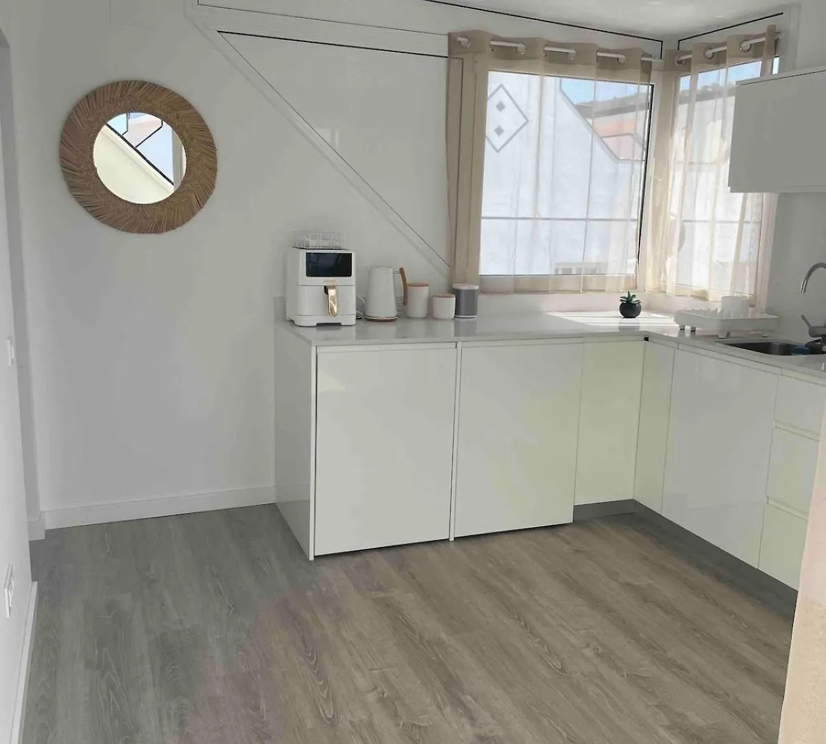 Perfectly Located 4 Bed Family Home In Sunny Sitges