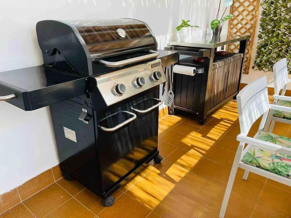 Perfectly Located 4 Bed Family Home In Sunny Sitges 0*,  Španělsko