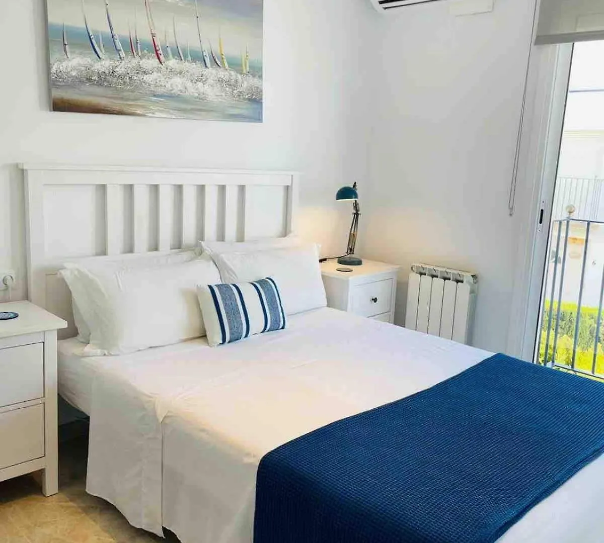 Perfectly Located 4 Bed Family Home In Sunny Sitges Španělsko