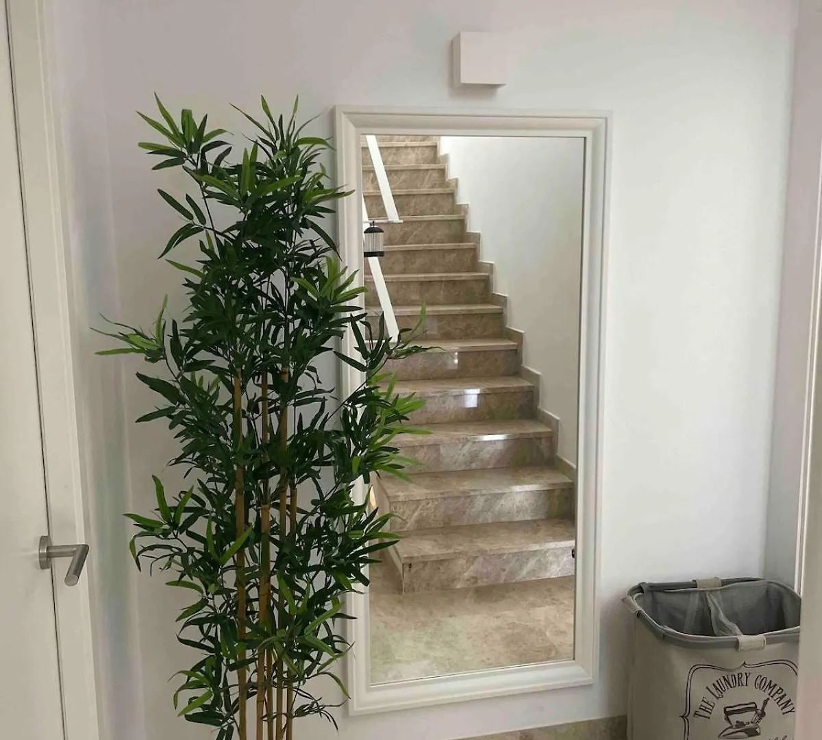 Perfectly Located 4 Bed Family Home In Sunny Sitges Španělsko